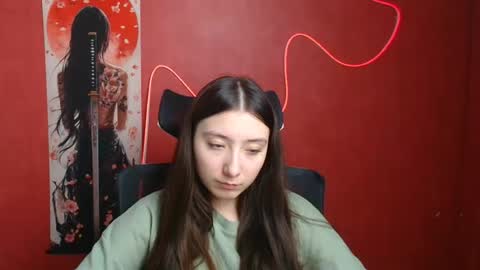 Luna online show from October 25, 2025, 5:48 am