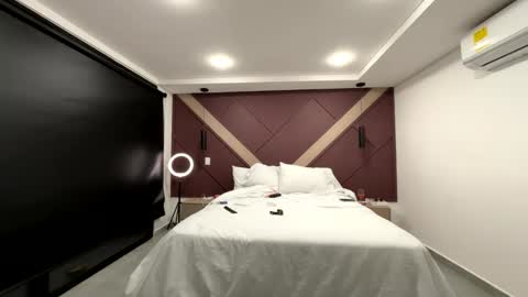 _lustyles_ online show from March 9, 2026, 4:05 am