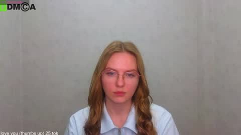 Snapshot of _lysafeta_ chatting on June 18, 2026, 6:35 am Welcome guys Pleasure to see you all here My name is Lysafeta and MichaelaTip menu is active Private is open online show from June 18, 2026, 6:35 am