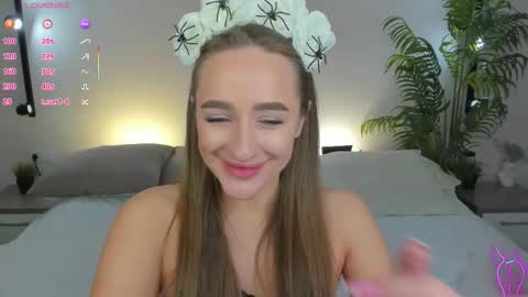 Snapshot of _m1ssbarbie chatting on October 27, 2025, 2:26 am _m1ssbarbie online show from October 27, 2025, 2:26 am