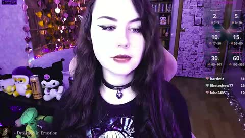 Mia online show from February 21, 2026, 7:42 am