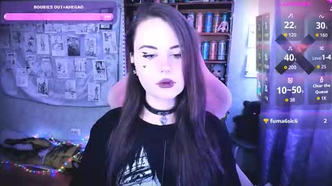 Mia online show from March 19, 2026, 2:15 am