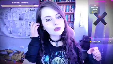 Mia online show from March 20, 2026, 3:33 am