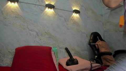 Maddy online show from January 18, 2025, 11:54 am