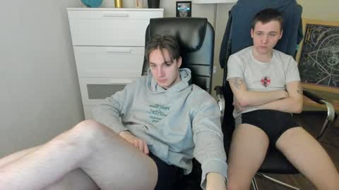 Snapshot of _maelstrom_ chatting on December 5, 2024, 8:44 pm _maelstrom_ online show from December 5, 2024, 8:44 pm