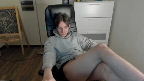 Snapshot of _maelstrom_ chatting on December 27, 2024, 7:24 pm _maelstrom_ online show from December 27, 2024, 7:24 pm