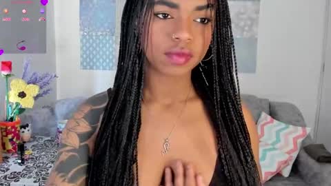 MARCELA online show from March 9, 2025, 7:37 pm