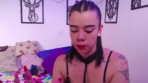 Snapshot of _marcela_wi chatting on February 1, 2025, 10:13 pm Marce online show from February 1, 2025, 10:13 pm