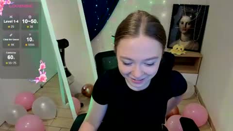 Snapshot of _margoqueen_ chatting on July 4, 2026, 6:41 am Margo online show from July 4, 2026, 6:41 am