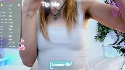 Scarlett online show from April 8, 2026, 10:37 am