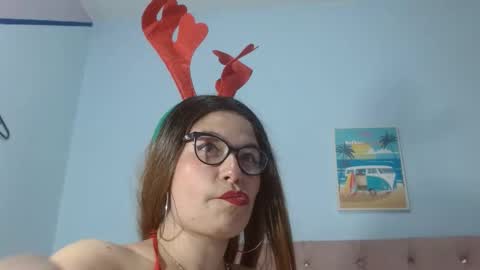 _mariana_1 online show from December 15, 2024, 12:18 am