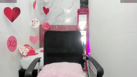 Mikoto  Alexia online show from February 8, 2025, 11:44 am