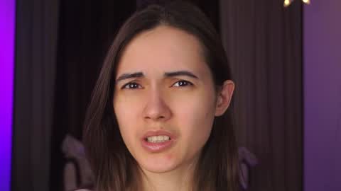  Gwen  online show from January 25, 2025, 12:38 am