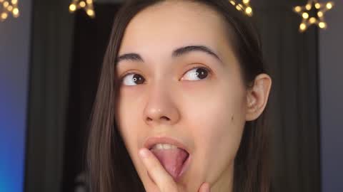  Gwen  online show from January 29, 2025, 7:32 pm