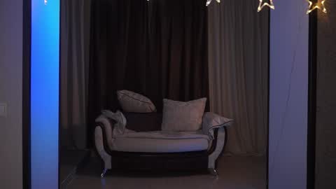  Gwen  online show from February 8, 2025, 1:22 am