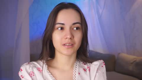  Gwen  online show from February 25, 2025, 8:41 pm