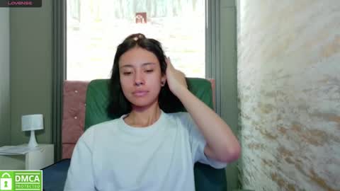 Snapshot of _mavis2 chatting on September 9, 2025, 8:08 pm Mavis online show from September 9, 2025, 8:08 pm