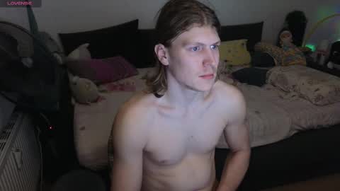 Snapshot of _medaed20_ chatting on February 10, 2025, 7:17 pm Medaed20 online show from February 10, 2025, 7:17 pm