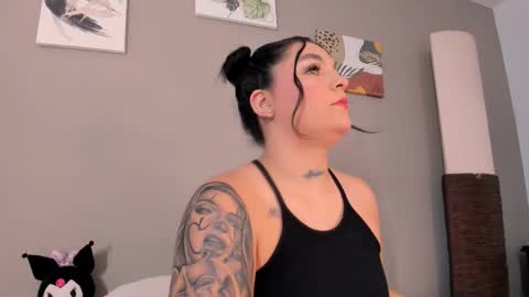 _melodyblossom_ online show from September 11, 2025, 8:31 pm