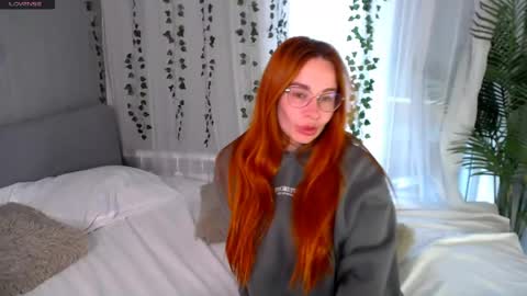 _mi_amore online show from April 14, 2026, 5:24 am