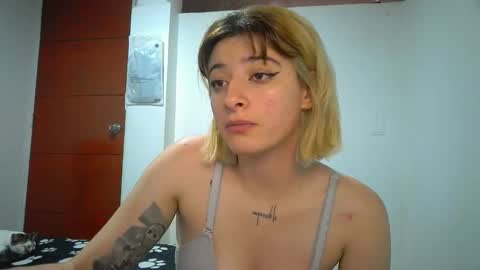 Mia-foster online show from May 1, 2026, 7:29 pm