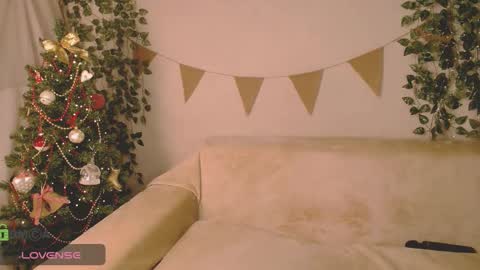 Mia online show from January 5, 2025, 12:20 am