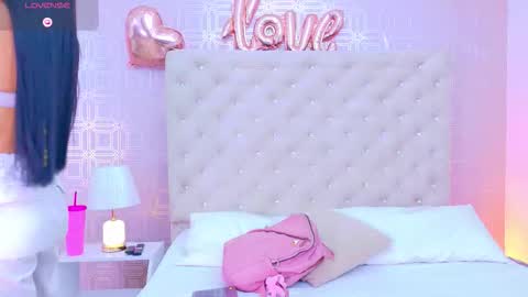 Mia Monroe online show from February 22, 2026, 7:45 pm