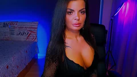 Milani online show from October 6, 2025, 6:05 pm