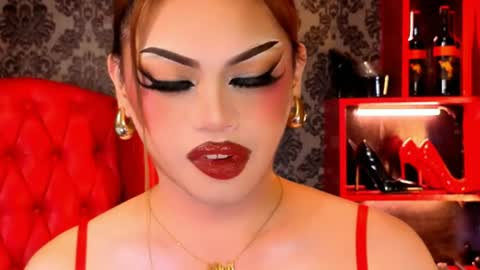 Snapshot of _ministryofsin_ chatting on June 24, 2026, 5:12 pm Raven Strauss online show from June 24, 2026, 5:12 pm