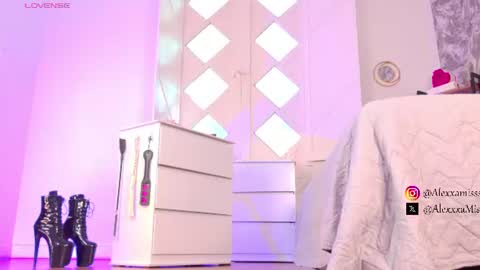 Snapshot of _miss_alexxxa chatting on August 2, 2026, 7:34 pm _miss_alexxxa online show from August 2, 2026, 7:34 pm