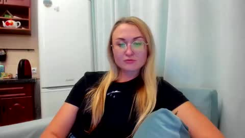 Eva online show from September 14, 2025, 7:57 pm