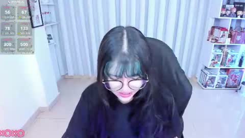 Hanna  Idependent Model   online show from July 9, 2026, 3:05 pm
