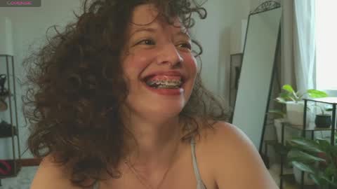 Snapshot of _missmariaa_ chatting on May 16, 2026, 7:45 pm Mara Independent model online show from May 16, 2026, 7:45 pm