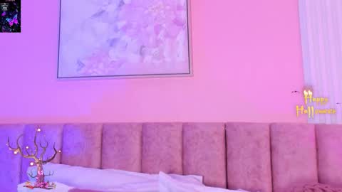 _missy_miller online show from October 28, 2025, 3:43 am