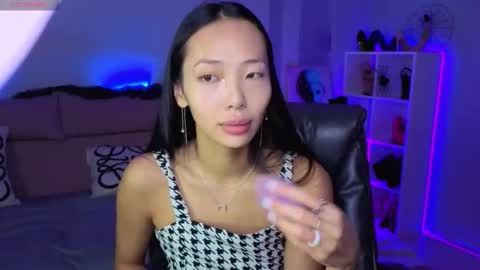 Snapshot of _miura_ chatting on October 24, 2025, 1:13 am MIURA online show from October 24, 2025, 1:13 am