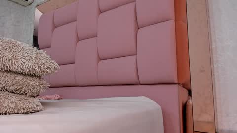 _molly_rosse_ online show from January 29, 2025, 3:58 pm