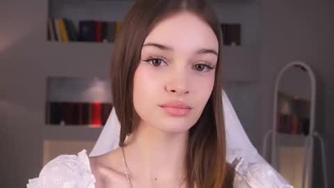 Snapshot of _moonlit_melody_ chatting on February 26, 2026, 4:17 pm Margo online show from February 26, 2026, 4:17 pm