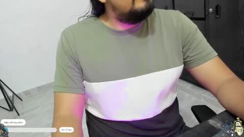 Snapshot of _mr_john chatting on November 7, 2025, 5:07 am John online show from November 7, 2025, 5:07 am