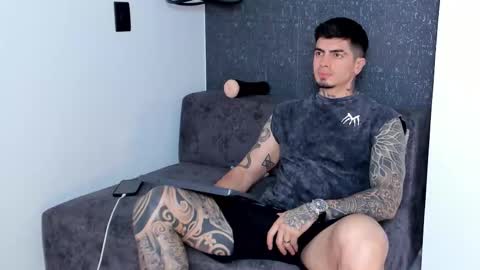 _mrcock_ online show from November 24, 2025, 9:25 pm