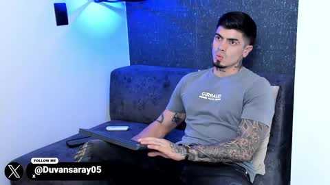 _mrcock_ online show from April 10, 2026, 11:31 pm