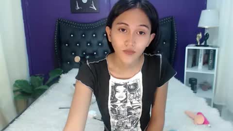 Snapshot of _nakedsabrina chatting on April 24, 2026, 5:10 am jenny claire online show from April 24, 2026, 5:10 am