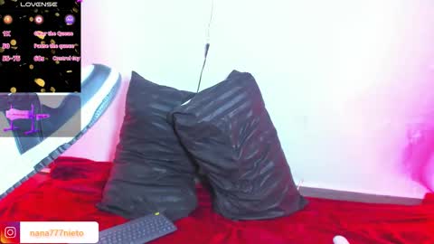 Snapshot of _nana777 chatting on October 16, 2025, 12:44 am Nana online show from October 16, 2025, 12:44 am