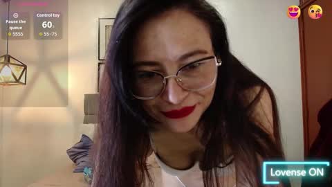 Snapshot of _naomi_s chatting on March 8, 2026, 1:59 pm _naomi_s online show from March 8, 2026, 1:59 pm