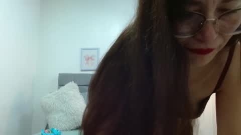 Snapshot of _naomi_s chatting on April 6, 2026, 1:45 pm _naomi_s online show from April 6, 2026, 1:45 pm