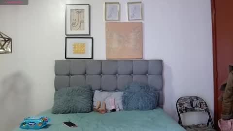 Snapshot of _naomi_s chatting on May 2, 2026, 1:16 pm _naomi_s online show from May 2, 2026, 1:16 pm