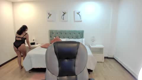 Natalie online show from January 15, 2026, 5:45 am