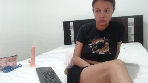 Nathaly  online show from September 20, 2025, 12:17 pm