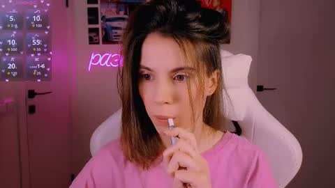 Nika online show from February 14, 2026, 4:48 pm