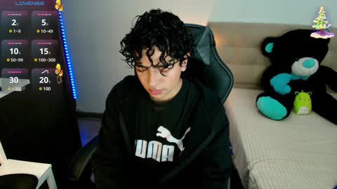 Nicolas online show from December 1, 2024, 11:04 pm