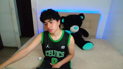 Nicolas online show from January 5, 2025, 8:52 pm